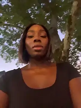 ZarahFerreira online show from March 17, 2026, 11:30 pm