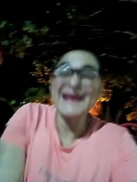 pareja latina2214 online show from March 17, 2026, 1:10 am