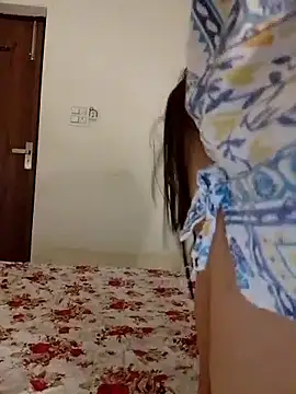 Snapshot of cute_girl_29 chatting on June 12, 2026, 4:28 pm cute girl 29 online show from June 12, 2026, 4:28 pm