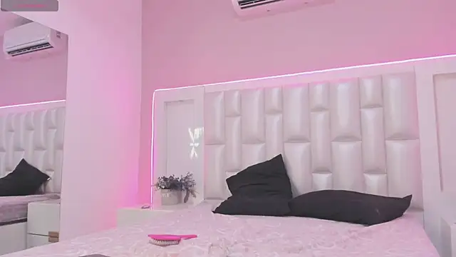 Liia Collins online show from March 19, 2026, 5:50 pm