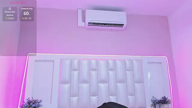 Liia Collins online show from April 7, 2026, 5:13 pm