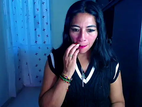 Snapshot of Pame_Jackson chatting on February 28, 2026, 11:06 pm Pame Jackson online show from February 28, 2026, 11:06 pm