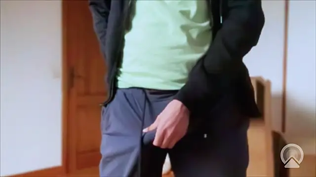 Woze online show from April 11, 2026, 4:44 pm