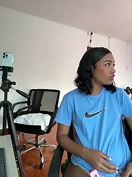 kali rousse online show from February 23, 2026, 12:57 pm