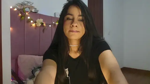 RebecaPalmer online show from February 27, 2026, 5:40 am