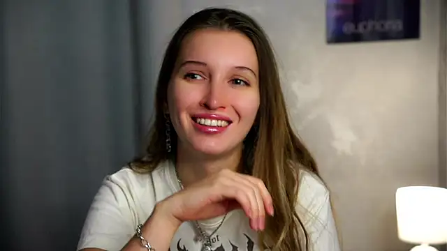 Snapshot of AshelyPeakes chatting on February 24, 2026, 1:14 am AshelyPeakes online show from February 24, 2026, 1:14 am