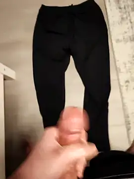 Marlon06  online show from April 18, 2026, 11:27 pm