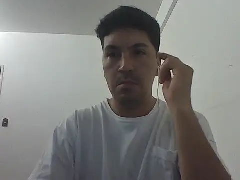 LeCorbu10 online show from April 19, 2026, 2:00 am