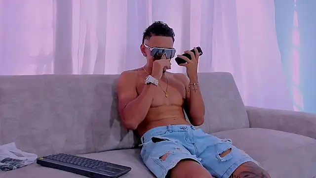 privacy friends online show from March 9, 2026, 9:19 pm