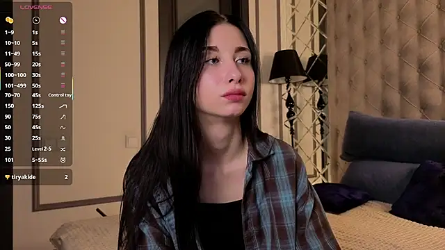 MiguelinaRasmuson online show from March 23, 2026, 11:14 am