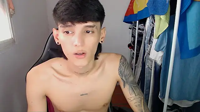 Snapshot of BOY-767 chatting on February 19, 2026, 6:15 pm BOY-767 online show from February 19, 2026, 6:15 pm