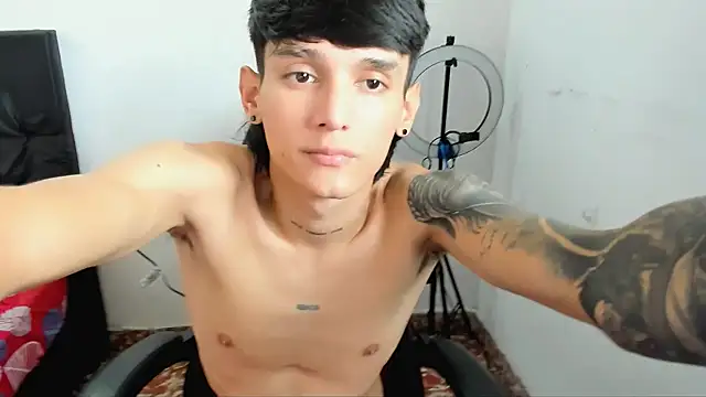 BOY-767 online show from April 17, 2026, 7:50 pm