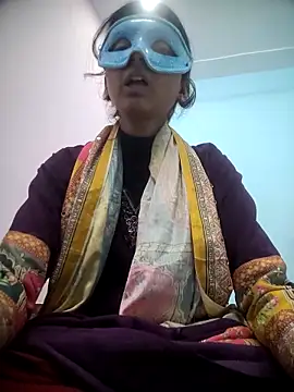 Snapshot of M_Lisha chatting on February 21, 2026, 8:48 am M Lisha online show from February 21, 2026, 8:48 am