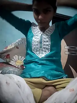 Snapshot of M_Lisha chatting on March 1, 2026, 5:42 am M Lisha online show from March 1, 2026, 5:42 am