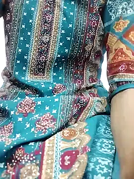 Snapshot of M_Lisha chatting on April 2, 2026, 4:21 am M Lisha online show from April 2, 2026, 4:21 am