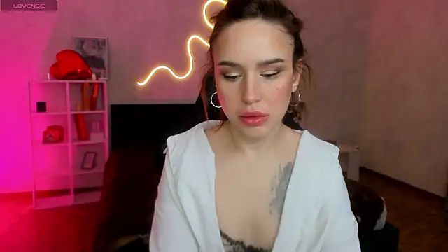 Snapshot of tina_xx_tina chatting on February 20, 2026, 1:57 am tina xx tina online show from February 20, 2026, 1:57 am