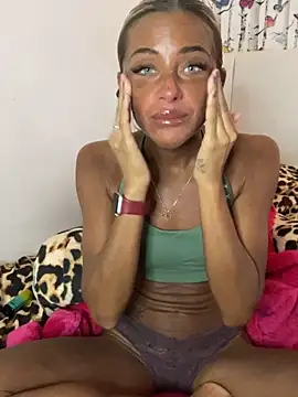 ScarlettGold  online show from March 5, 2026, 10:44 am