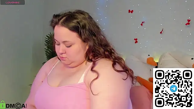 MoonlitAdele online show from March 21, 2026, 9:25 am