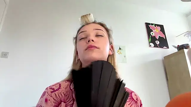 SourMidday online show from April 3, 2026, 7:06 am