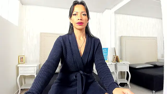 Snapshot of FernandaAvilax chatting on May 11, 2026, 7:33 pm FernandaAvilax online show from May 11, 2026, 7:33 pm