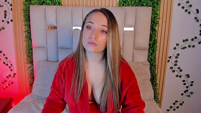 Snapshot of Kitty_Milk_nm chatting on March 31, 2026, 1:44 pm Kitty Milk nm online show from March 31, 2026, 1:44 pm