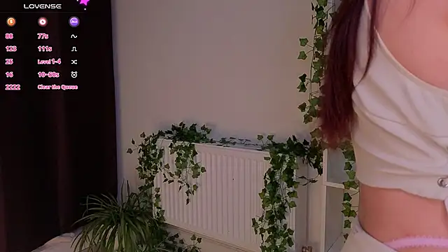 Snapshot of Viksinite chatting on March 23, 2026, 11:42 pm Viksinite online show from March 23, 2026, 11:42 pm