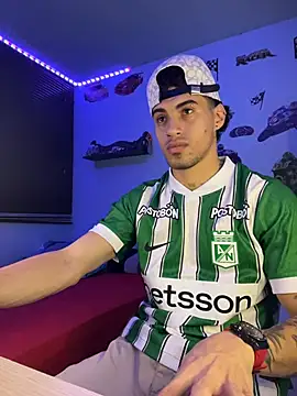 Snapshot of TOMAS_CONOR chatting on February 22, 2026, 1:40 am TOMAS CONOR online show from February 22, 2026, 1:40 am