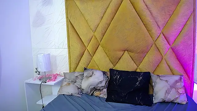 Snapshot of Sophie_Galli chatting on February 25, 2026, 1:10 pm Sophie Galli online show from February 25, 2026, 1:10 pm