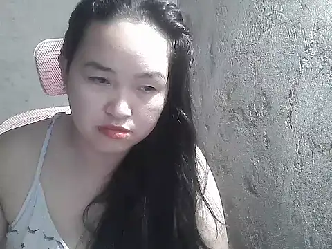 wildchinita00 online show from July 13, 2026, 9:06 pm
