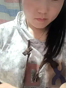 MayEva ly online show from February 26, 2026, 2:49 pm