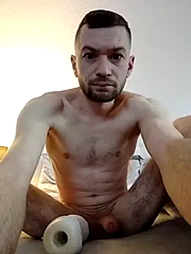 Snapshot of Sufletranit chatting on February 22, 2026, 8:57 am Sufletranit online show from February 22, 2026, 8:57 am