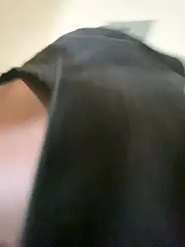 Sinfulwaterfalls online show from May 17, 2026, 4:32 am