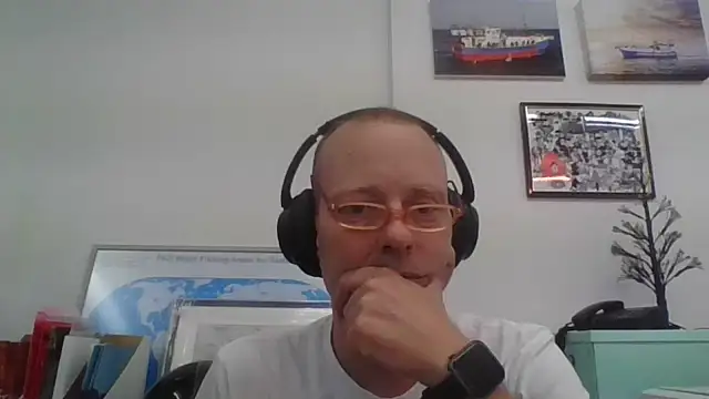 Snapshot of truble78 chatting on July 10, 2026, 10:29 am truble78 online show from July 10, 2026, 10:29 am