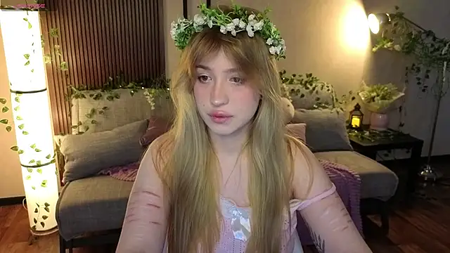 linaloon online show from April 24, 2026, 6:38 am