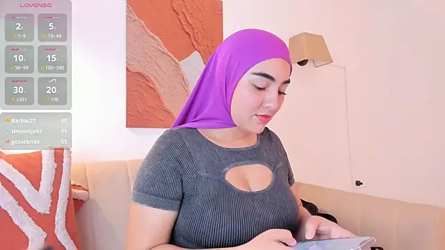 Malika Noor online show from May 25, 2026, 3:07 pm