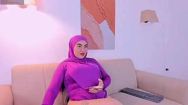 Malika Noor online show from July 16, 2026, 2:34 pm
