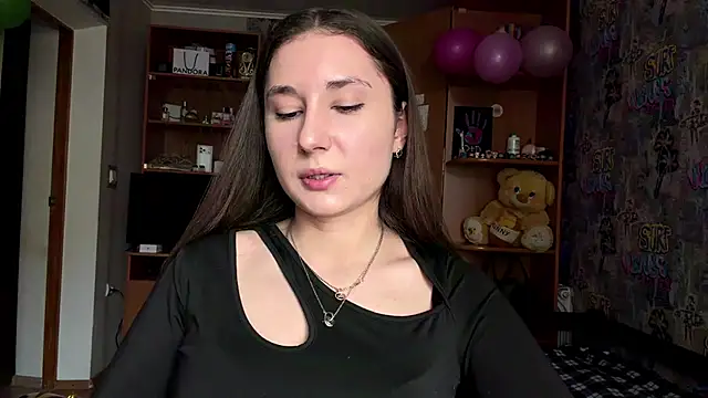 poly princess online show from March 3, 2026, 6:08 am