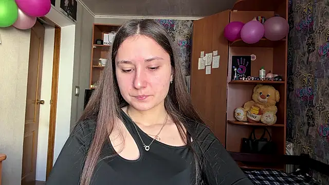 poly princess online show from March 12, 2026, 7:36 am