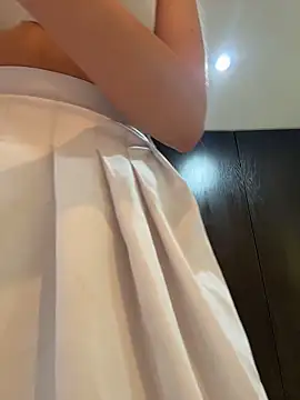 romanovanita online show from March 10, 2026, 5:12 am