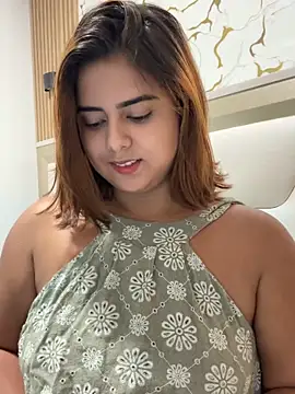 Lilithgomez  online show from April 14, 2026, 6:03 pm