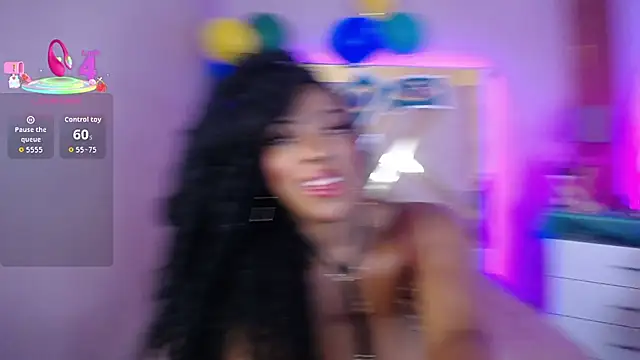Snapshot of Charlotte_miles chatting on July 14, 2026, 12:44 pm Charlotte miles online show from July 14, 2026, 12:44 pm
