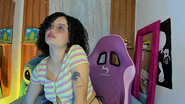 Snapshot of anita_west chatting on February 26, 2026, 7:02 pm anita west online show from February 26, 2026, 7:02 pm