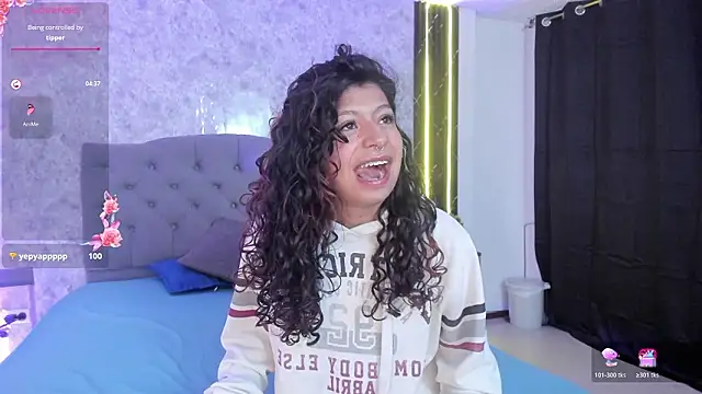 Snapshot of MilyFerrer chatting on February 25, 2026, 11:42 am MilyFerrer online show from February 25, 2026, 11:42 am