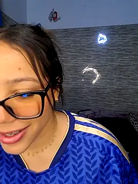 Fabianag 28 online show from June 14, 2026, 8:22 pm