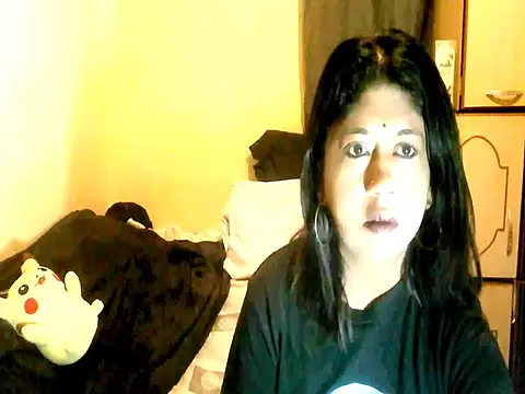 IndianPleasures21 online show from April 20, 2026, 11:39 pm