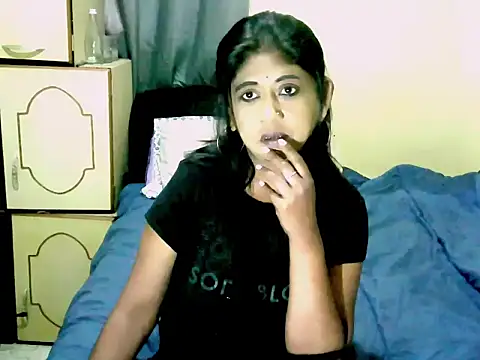 IndianPleasures21 online show from July 20, 2026, 11:23 am