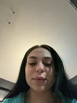 Olivia Noor online show from March 10, 2026, 11:43 pm