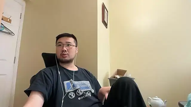 jasonryu2025 online show from May 8, 2026, 4:34 pm