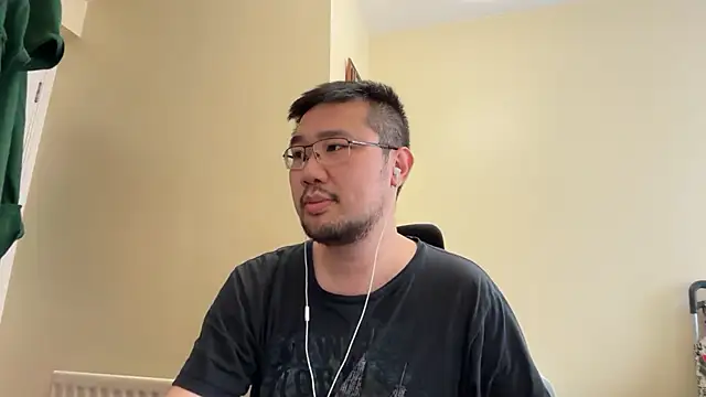 jasonryu2025 online show from May 14, 2026, 1:29 pm