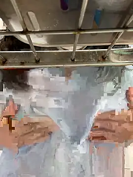 Butterflygi online show from February 26, 2026, 5:23 pm